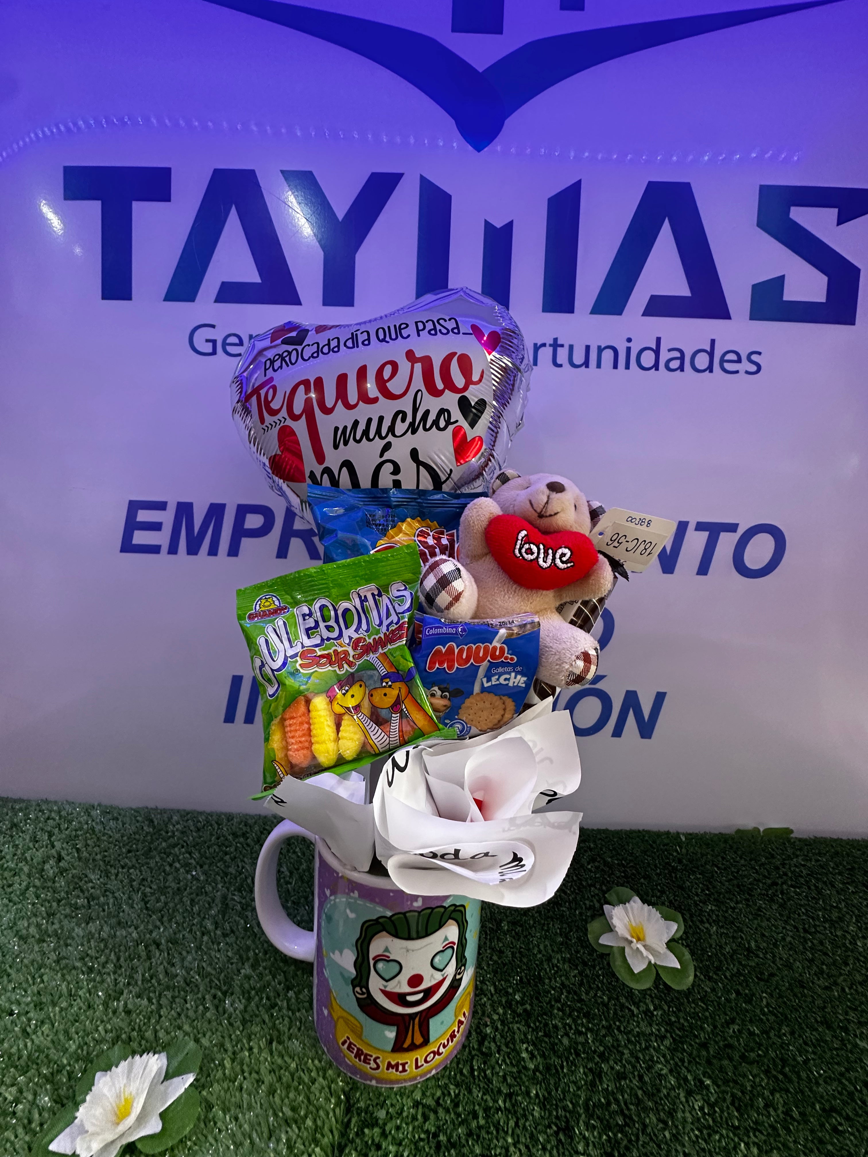 DETALLES 18